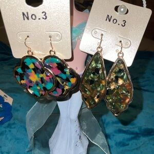 CLOVERLEAF OR DANGLE DROP GOLD TRIM acrylic lucite earrings quatrefoil NEW